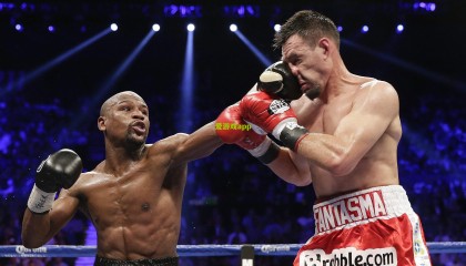 足协杯1/4决赛综述，老将发威点燃赛场，年度首演加时大战定乾坤