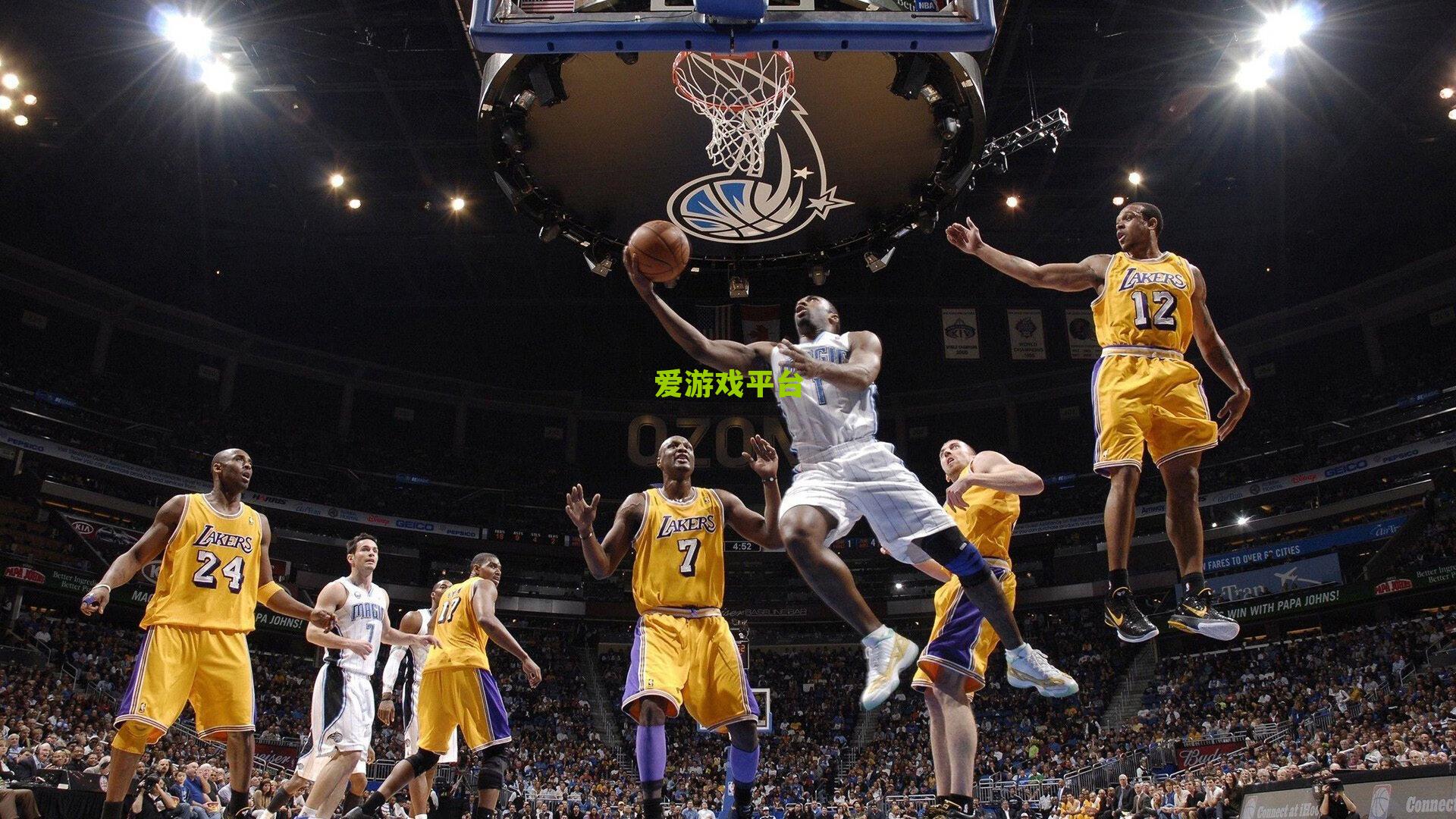 皇马主场力克塞维利亚，姆巴佩点射破门再创里程碑