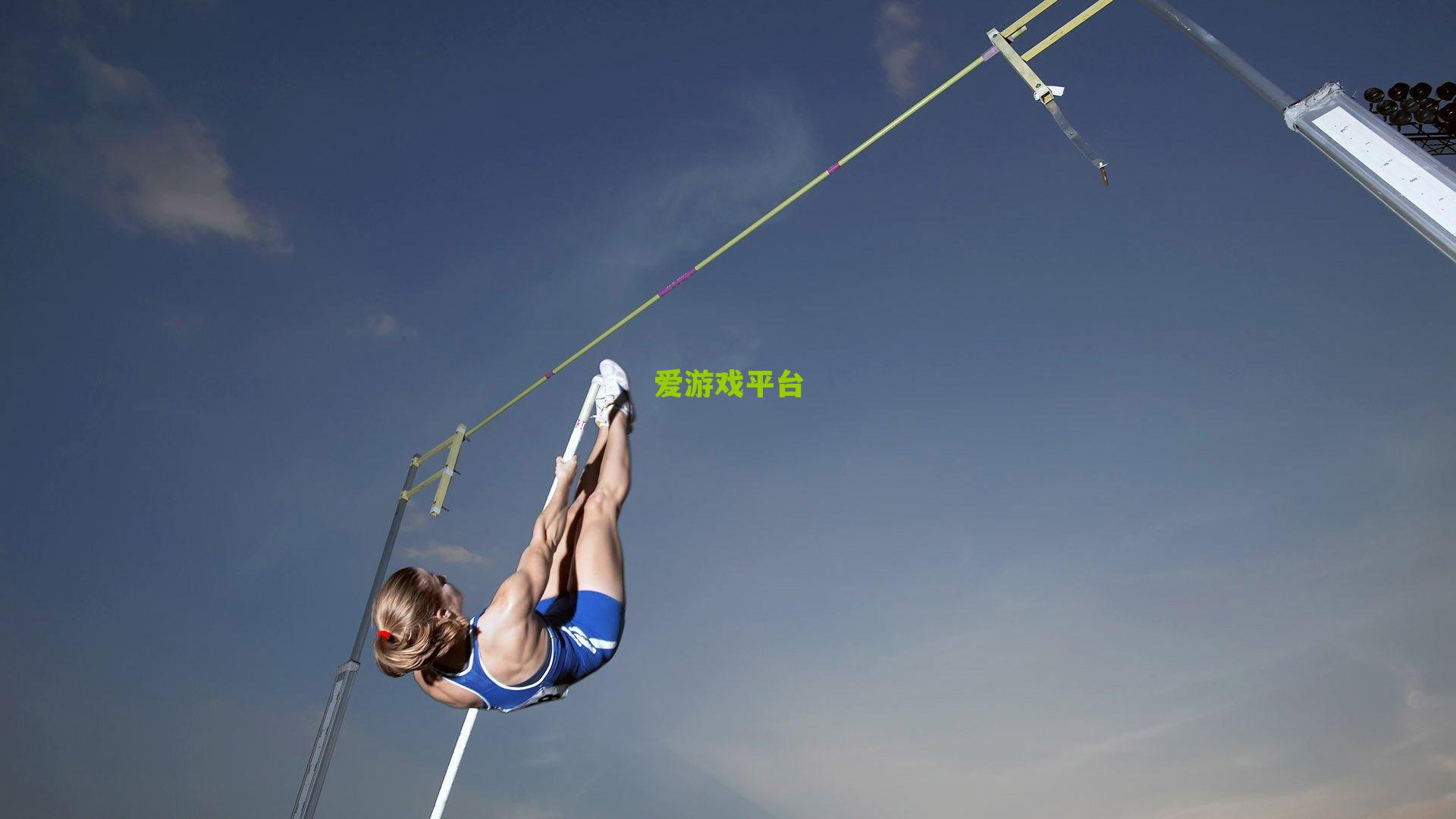 科瓦奇怒斥争议判罚，施洛特贝克伤退，卡利穆恩多逃红牌成比赛转折点